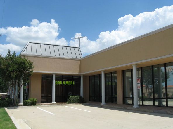 Southlake Commons: 1621 E Southlake Blvd, Southlake, TX 76092